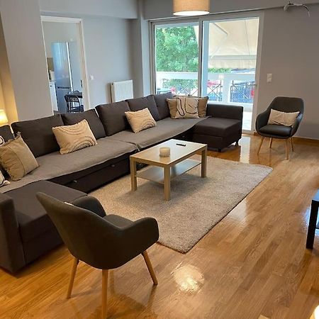 Classy 3Br With 2 Bathrooms Apartment In Marousi เอเธนส์ ภายนอก รูปภาพ