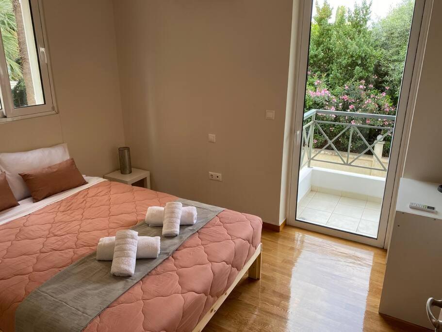 Classy 3Br With 2 Bathrooms Apartment In Marousi เอเธนส์ ภายนอก รูปภาพ
